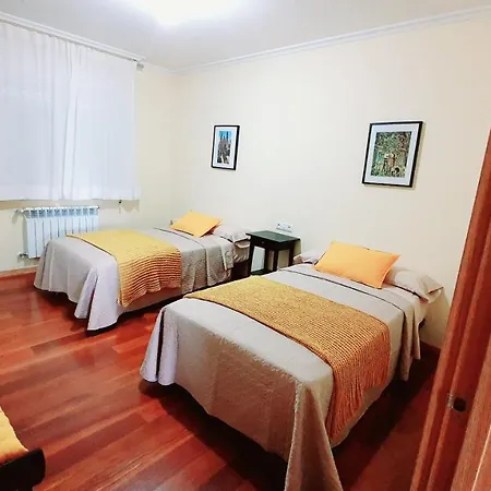 Estrella Do Camino 招待所 卡尔达斯·德·雷斯