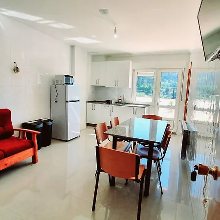 Estrella Do Camino 招待所 卡尔达斯·德·雷斯